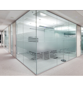 Vách ngăn kính cường lực 01