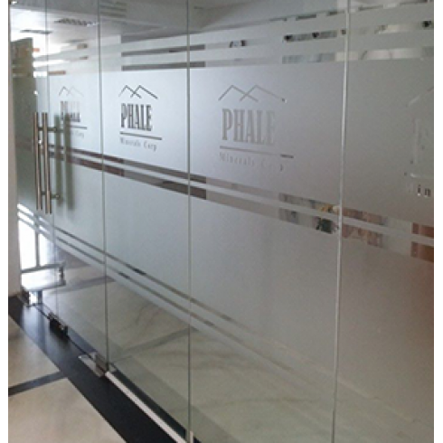 Cửa kính cường lực 04