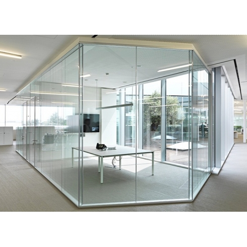 Vách ngăn kính cường lực 04